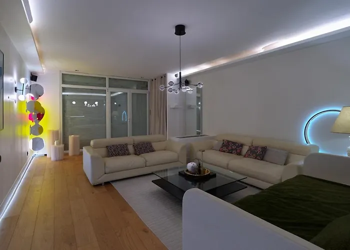 Le Luxury Loft - Center L December Mar-ket L European Parliament L Parking L Netflix - Spacious & Unique - Le Luxury Loft - Centre L Marche De Noel L Parlement Europeen L Parking L Netflix - Spacieux & Unique Strasburg