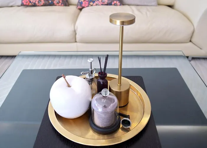 Le Luxury Loft - Center L December Mar-ket L European Parliament L Parking L Netflix - Spacious & Unique - Le Luxury Loft - Centre L Marche De Noel L Parlement Europeen L Parking L Netflix - Spacieux & Unique Apartment