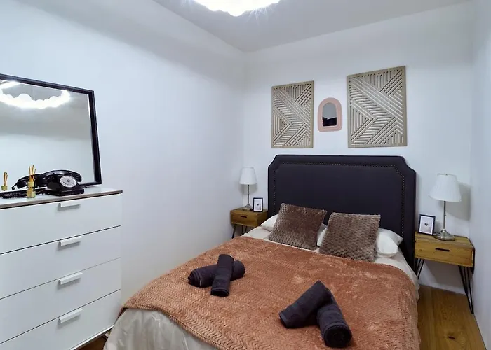 Le Luxury Loft - Center L December Mar-ket L European Parliament L Parking L Netflix - Spacious & Unique - Le Luxury Loft - Centre L Marche De Noel L Parlement Europeen L Parking L Netflix - Spacieux & Unique Apartment *