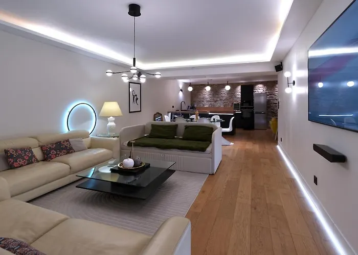 Apartament Le Luxury Loft - Center L December Mar-ket L European Parliament L Parking L Netflix - Spacious & Unique - Le Luxury Loft - Centre L Marche De Noel L Parlement Europeen L Parking L Netflix - Spacieux & Unique *