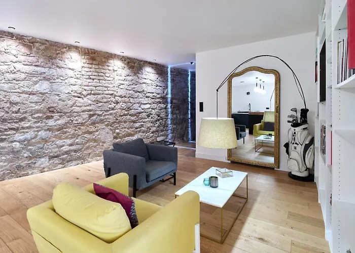 Le Luxury Loft - Center L December Mar-ket L European Parliament L Parking L Netflix - Spacious & Unique - Le Luxury Loft - Centre L Marche De Noel L Parlement Europeen L Parking L Netflix - Spacieux & Unique *