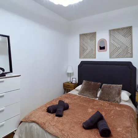 Le Luxury Loft - Parlement Europeen L Parking L Netflix - Spacieux & Unique Apartment *