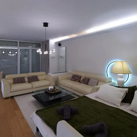 Le Luxury Loft - Parlement Europeen L Parking L Netflix - Spacieux & Unique Apartment *