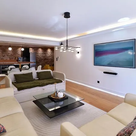 Le Luxury Loft - Parlement Europeen L Parking L Netflix - Spacieux & Unique Apartment *