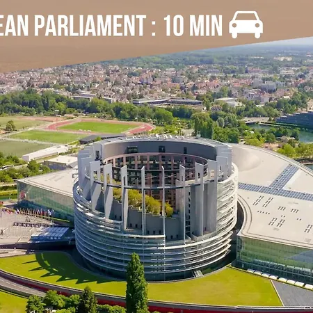 Le Luxury Loft - Parlement Europeen L Parking L Netflix - Spacieux & Unique Apartment *