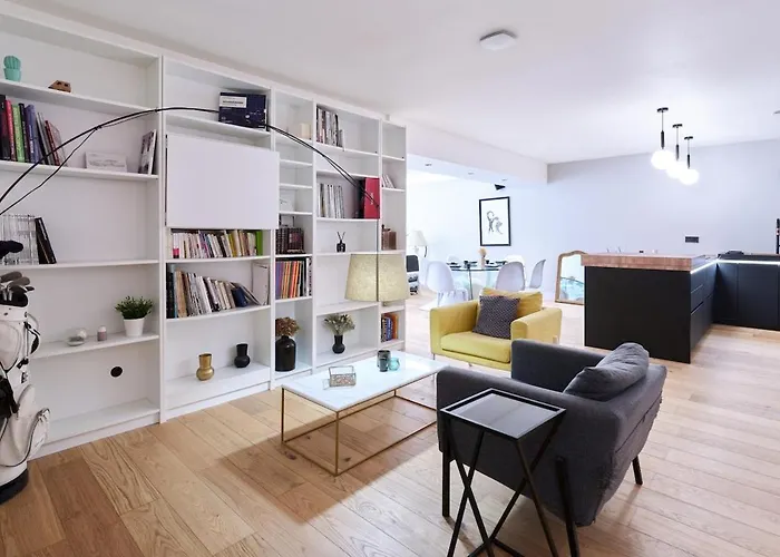 Le Luxury Loft - Center L December Mar-ket L European Parliament L Parking L Netflix - Spacious & Unique - Le Luxury Loft - Centre L Marche De Noel L Parlement Europeen L Parking L Netflix - Spacieux & Unique Straßburg
